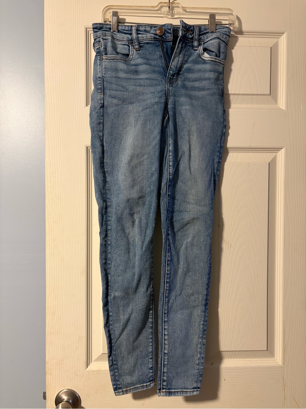 American Eagle Outfitters Light Blue Skinny Jeans